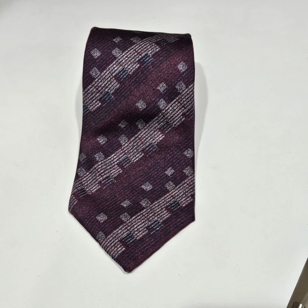Retro Design Studios Men's Neck Tie. Paisley style print. blue/grey/tan. office